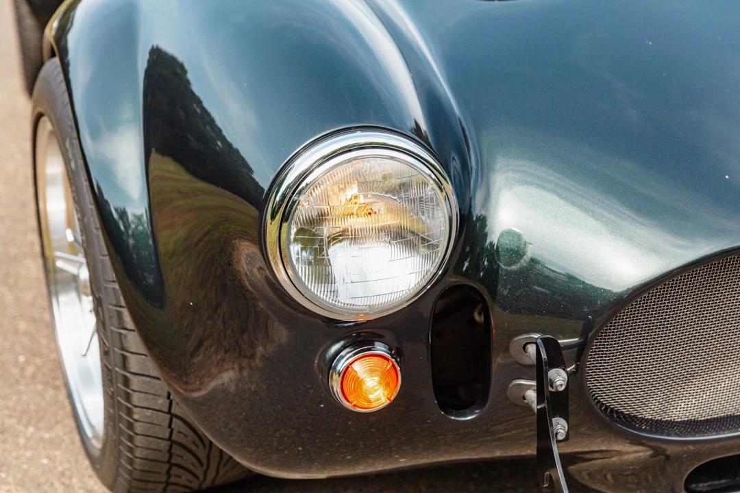 Shelby Cobra Replica - Image 23 of 31