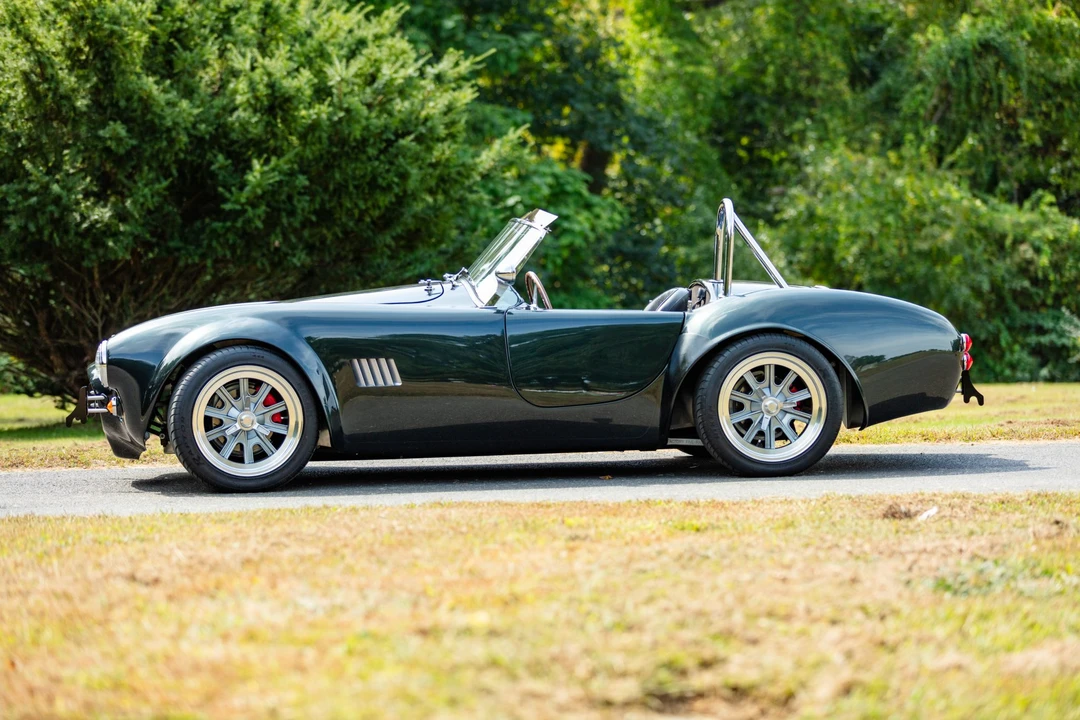 Shelby Cobra Replica - Image 10 of 31