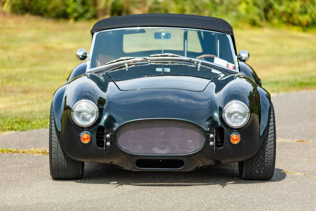Shelby Cobra Replica - Image 12 of 31