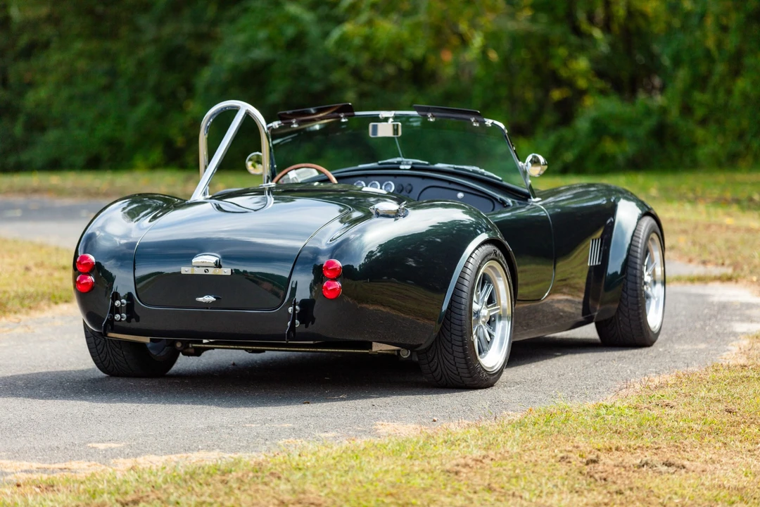 Shelby Cobra Replica - Image 7 of 31