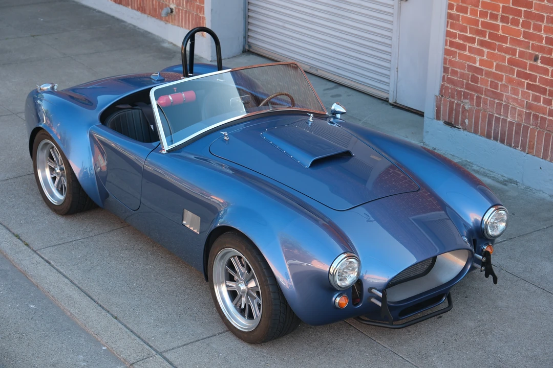 Shelby Cobra Replica - Image 18 of 31
