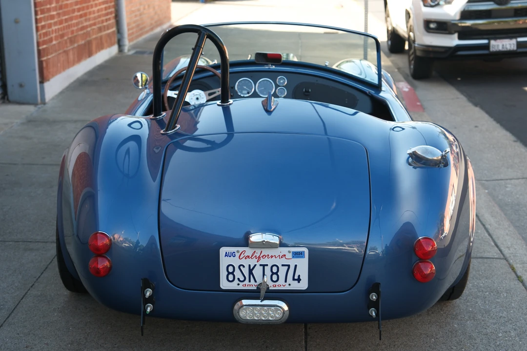 Shelby Cobra Replica - Image 24 of 31