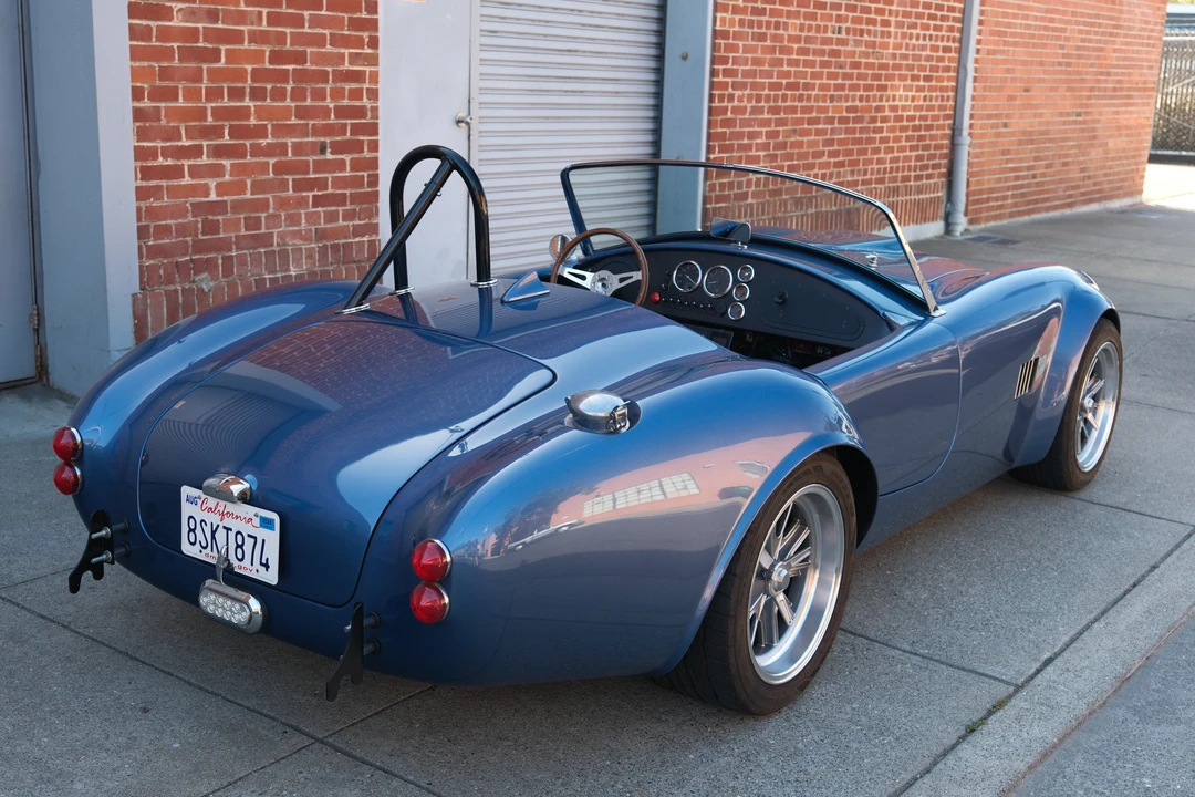 Shelby Cobra Replica - Image 21 of 31