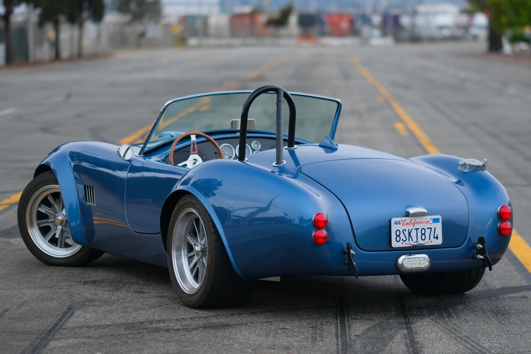 Shelby Cobra Replica - Image 10 of 31