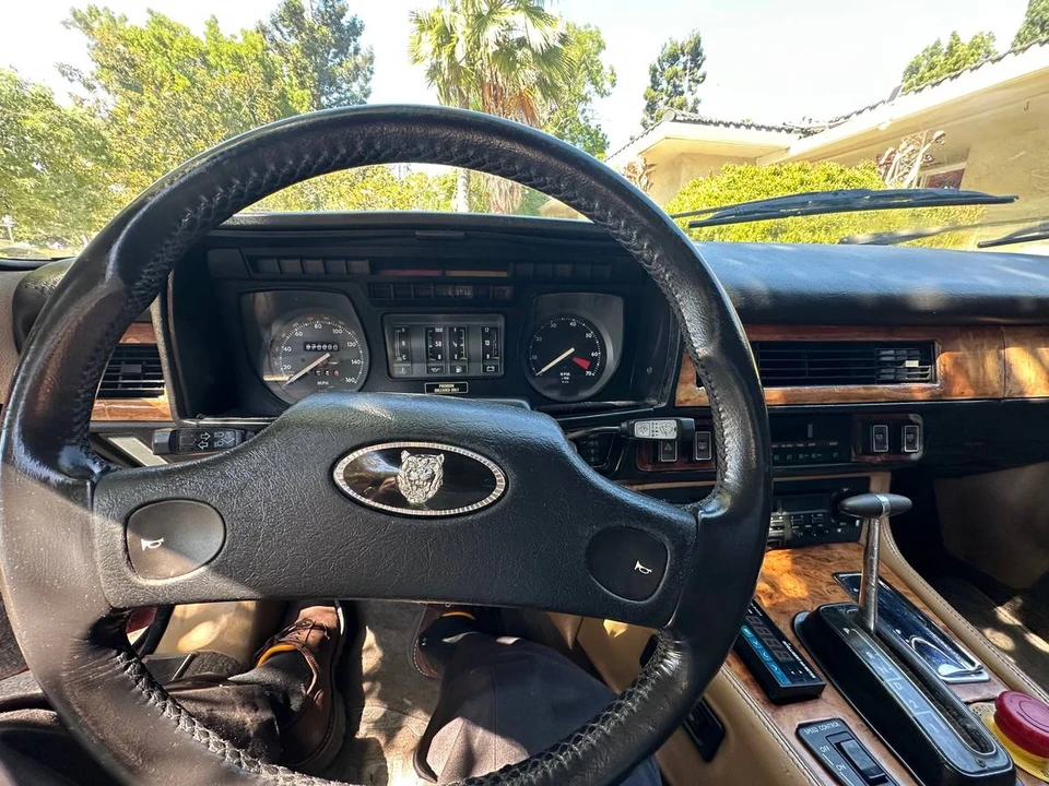 1989 Jaguar XJS Pre-Facelift V12 - Image 5 of 9