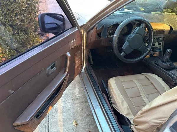 1985 Porsche 944 - Image 6 of 9