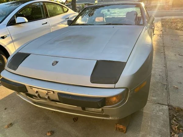 1985 Porsche 944 - Image 4 of 9