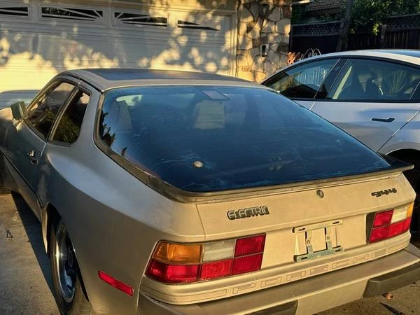 1985 Porsche 944 - Image 2 of 9