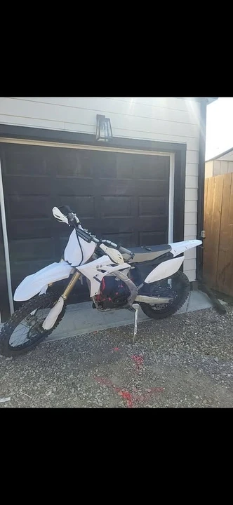 Yamaha YZ - Image 5 of 9