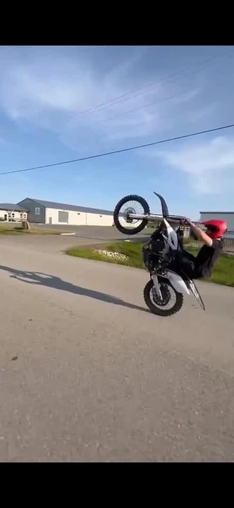 Yamaha YZ - Image 7 of 9