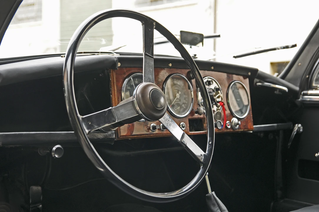 1955 Aston Martin DB1 & DB2 & DB2/4 & DB Mark III - Image 25 of 31