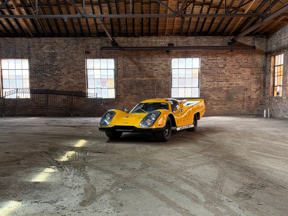 Vehicle image 5 of 31
