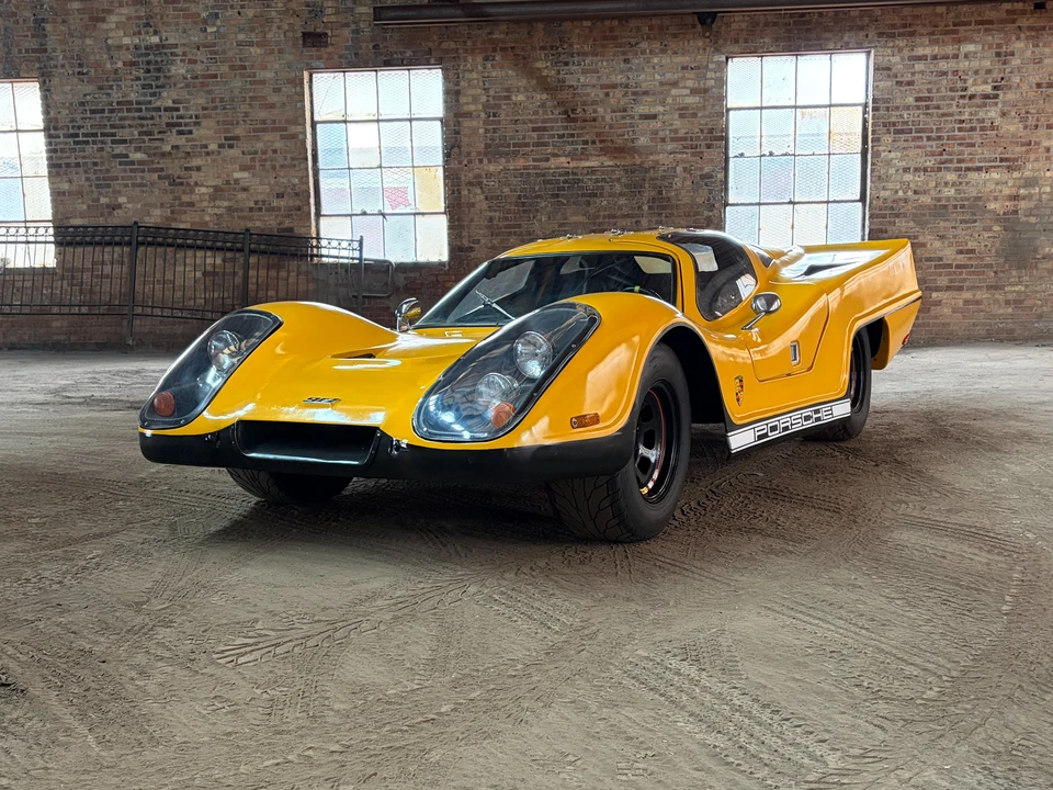 Vehicle image 29 of 31