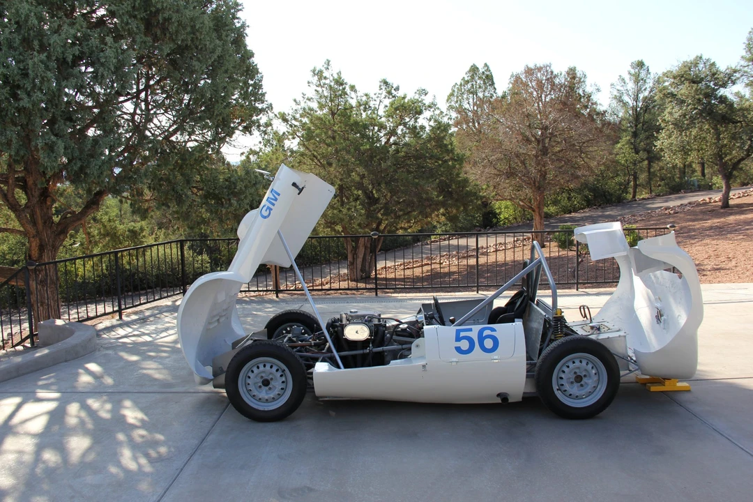 Elva - Image 16 of 31