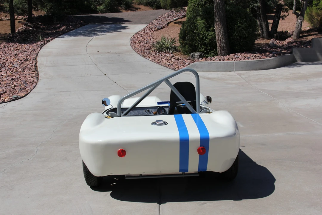 Elva - Image 12 of 31