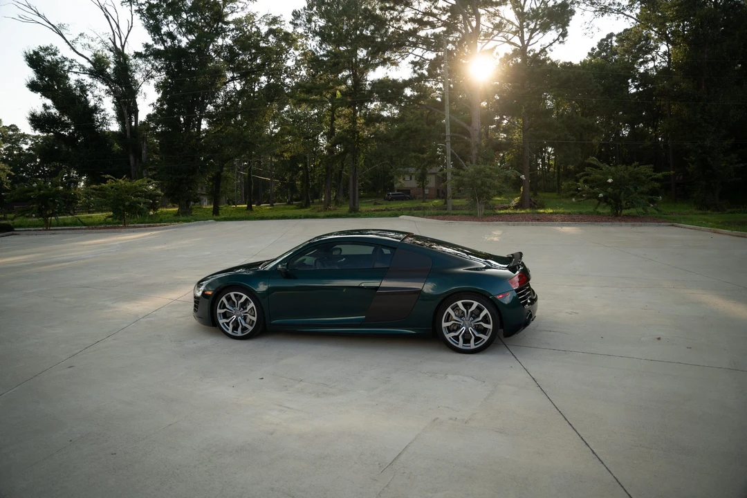 2015 Audi 42 R8 - Image 12 of 31