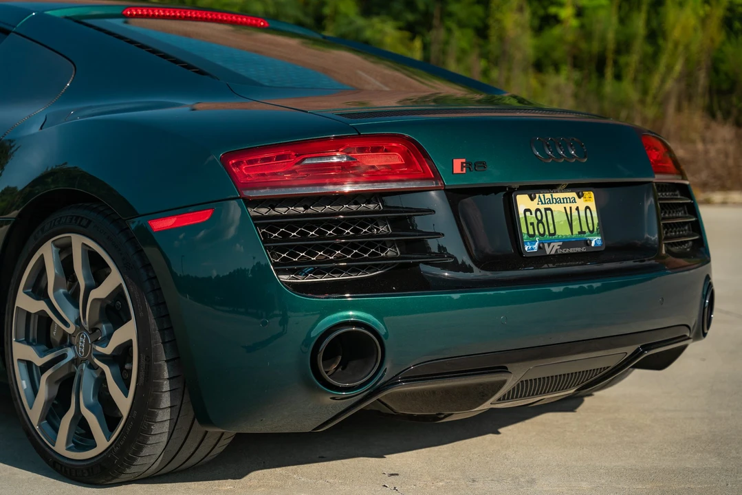 2015 Audi 42 R8 - Image 24 of 31