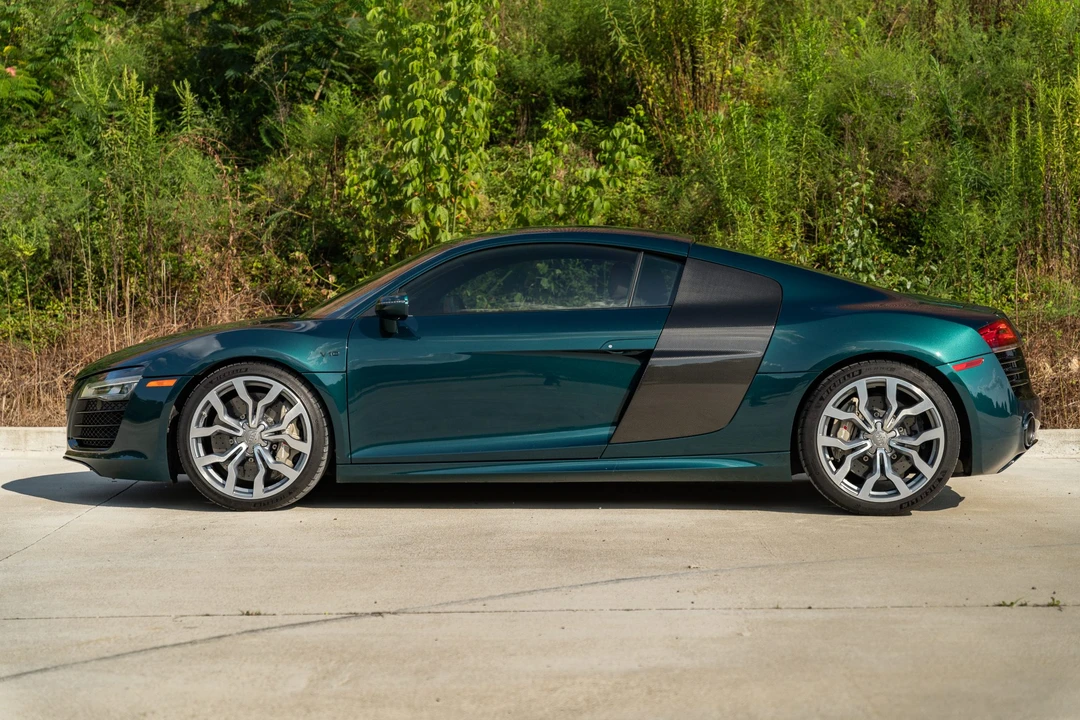 2015 Audi 42 R8 - Image 13 of 31