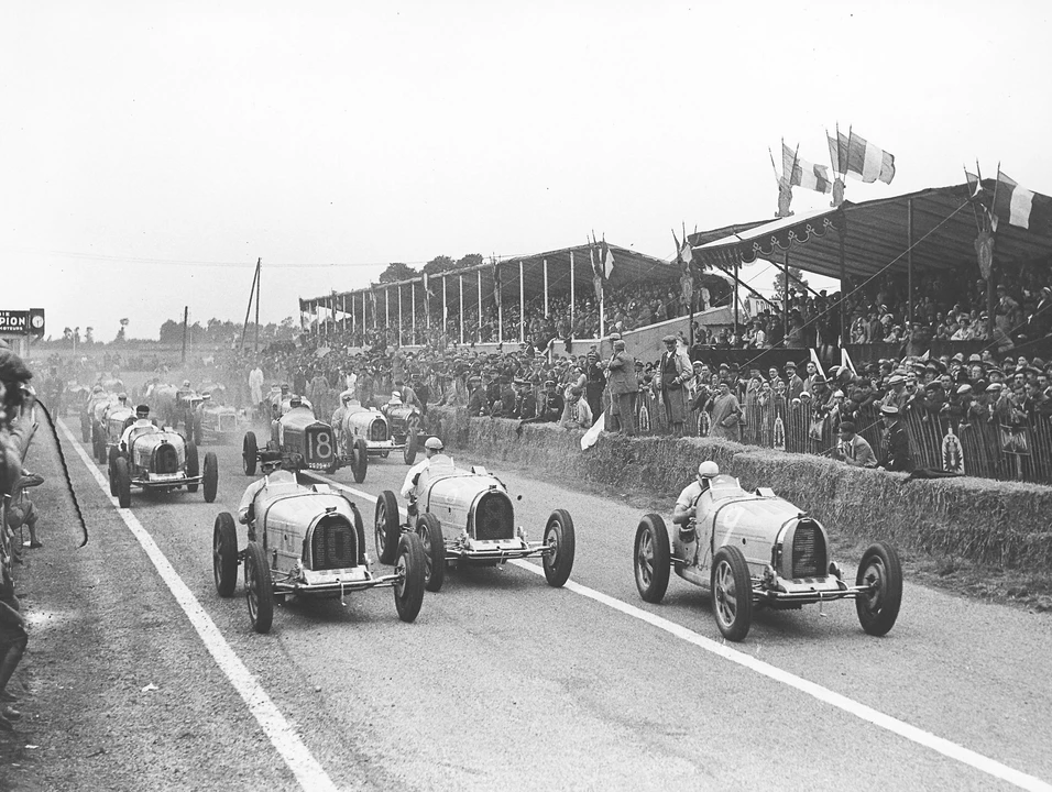 1933 Bugatti - Image 4 of 18