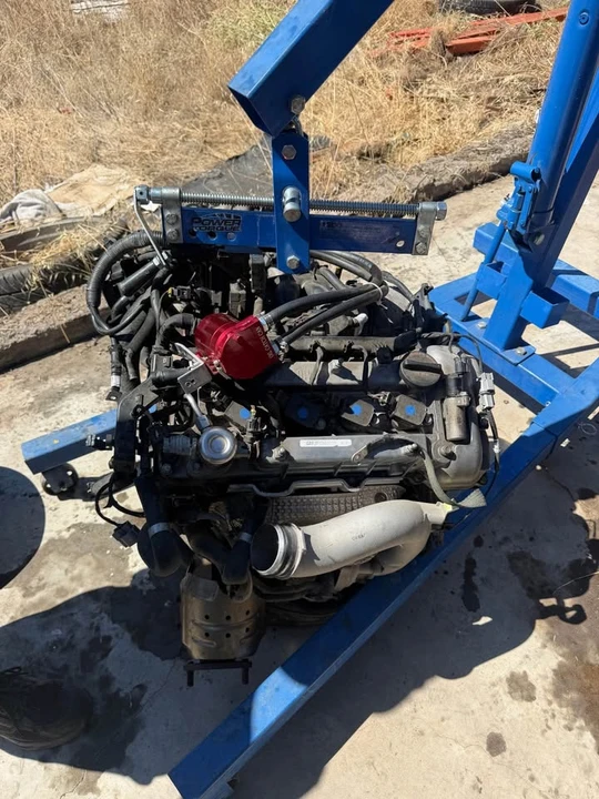 Parts & Memorabilia Engines - Image 6 of 7