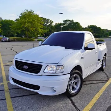 Ford SVT Lightning Engine