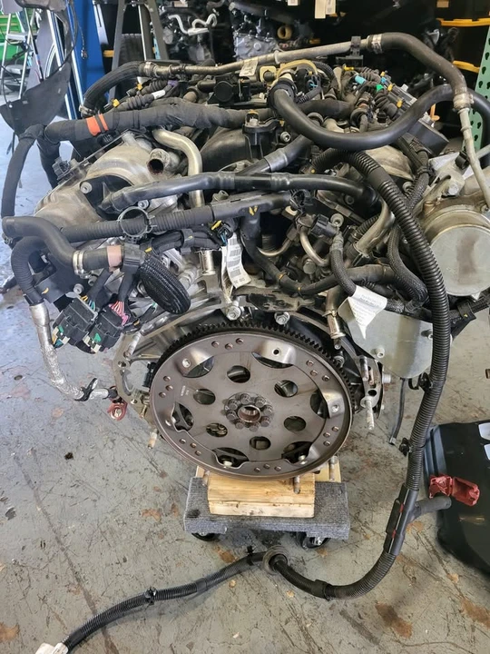 2017 Parts & Memorabilia Engines - Image 3 of 3