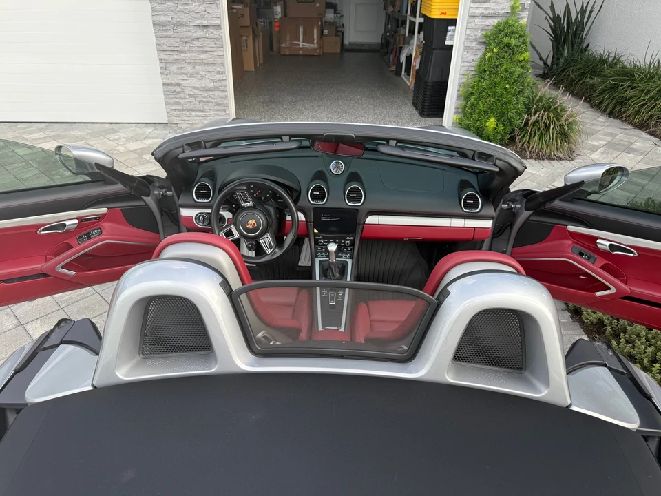 2023 Porsche - Image 4 of 12