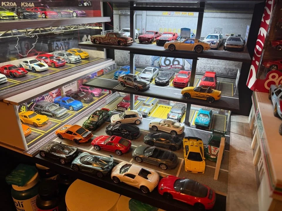 Parts & Memorabilia Scale Models - Image 4 of 5