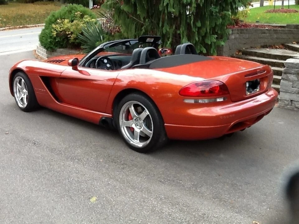 2005 Dodge Viper 3rd Gen - Image 2 of 18