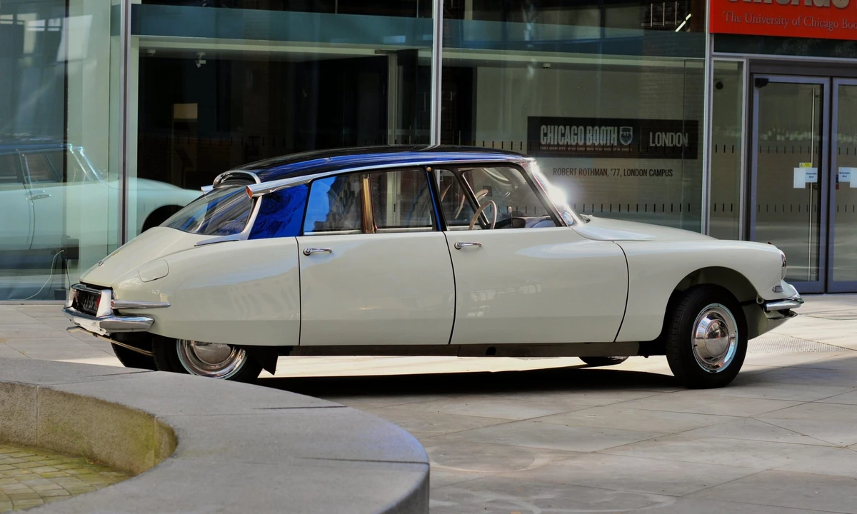 1958 Citroen DS19 - Image 17 of 31