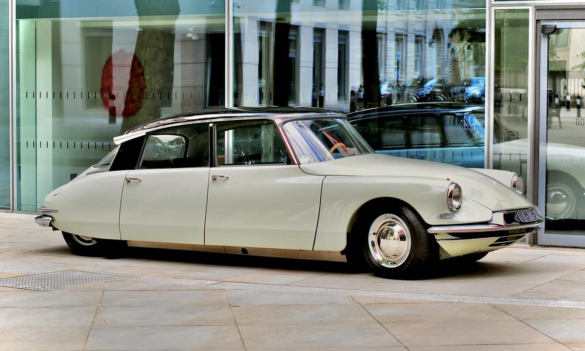 1958 Citroen DS19 - Image 10 of 31