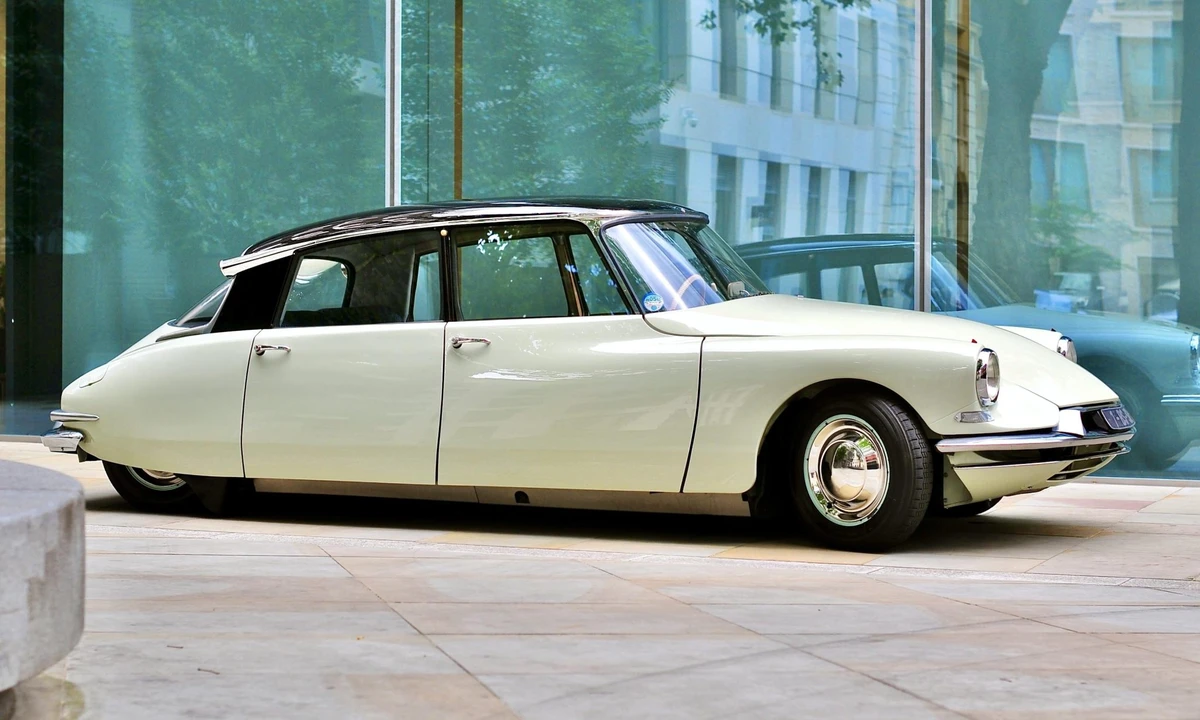 1958 Citroen DS19 - Image 11 of 31