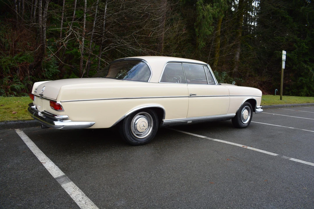1962 Mercedes-Benz W112 - Image 10 of 31