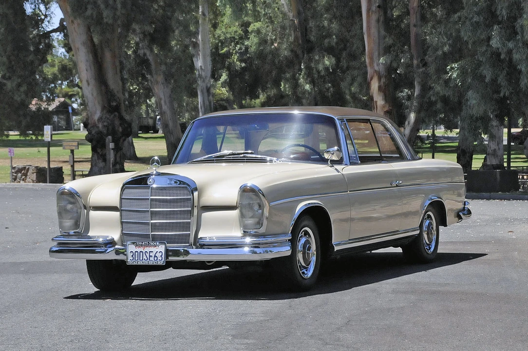 1963 Mercedes-Benz W112 - Image 5 of 31