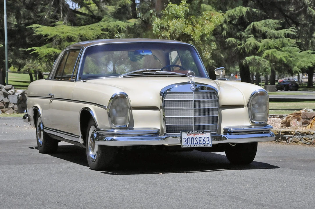 1963 Mercedes-Benz W112 - Image 3 of 31