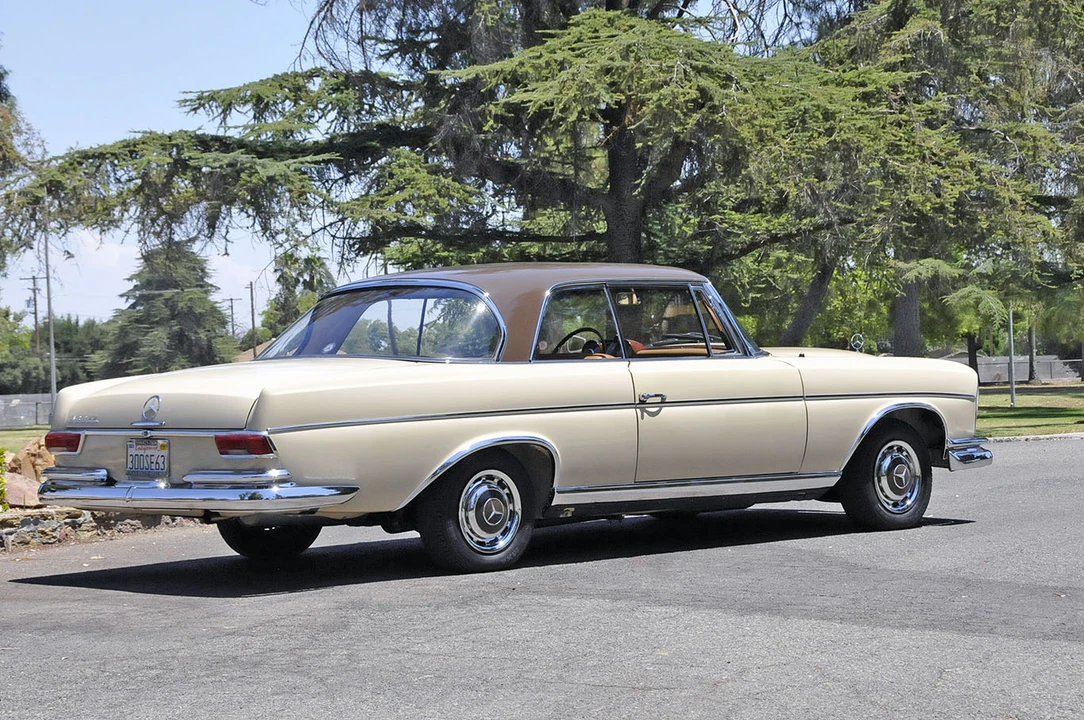 1963 Mercedes-Benz W112 - Image 12 of 31