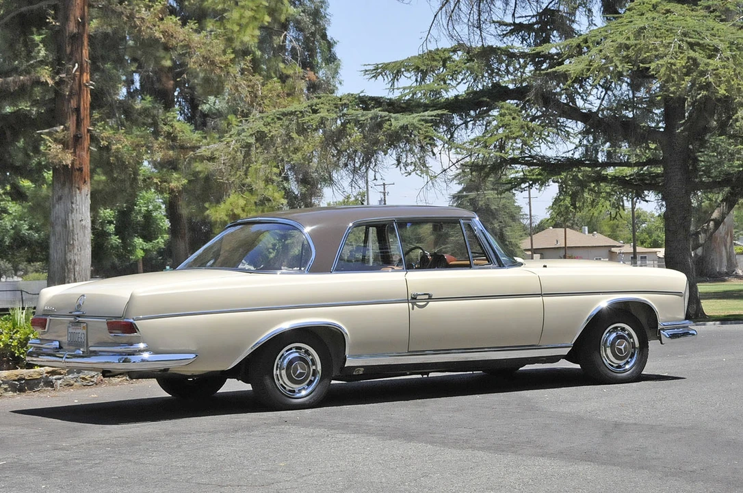 1963 Mercedes-Benz W112 - Image 13 of 31