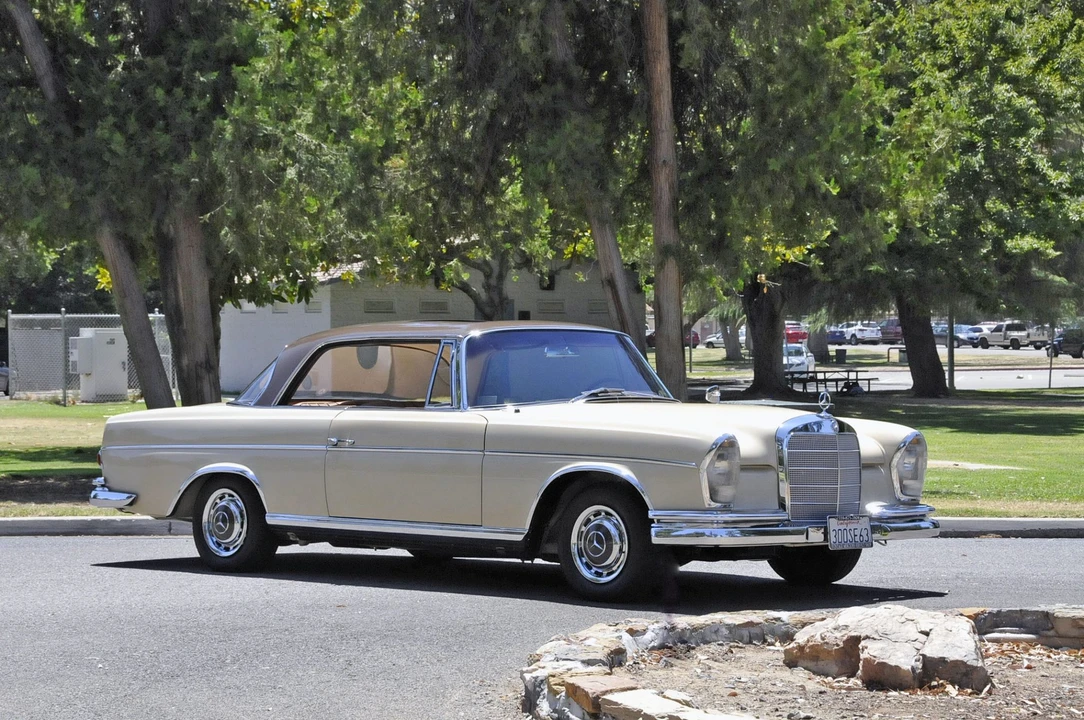 1963 Mercedes-Benz W112 - Image 17 of 31