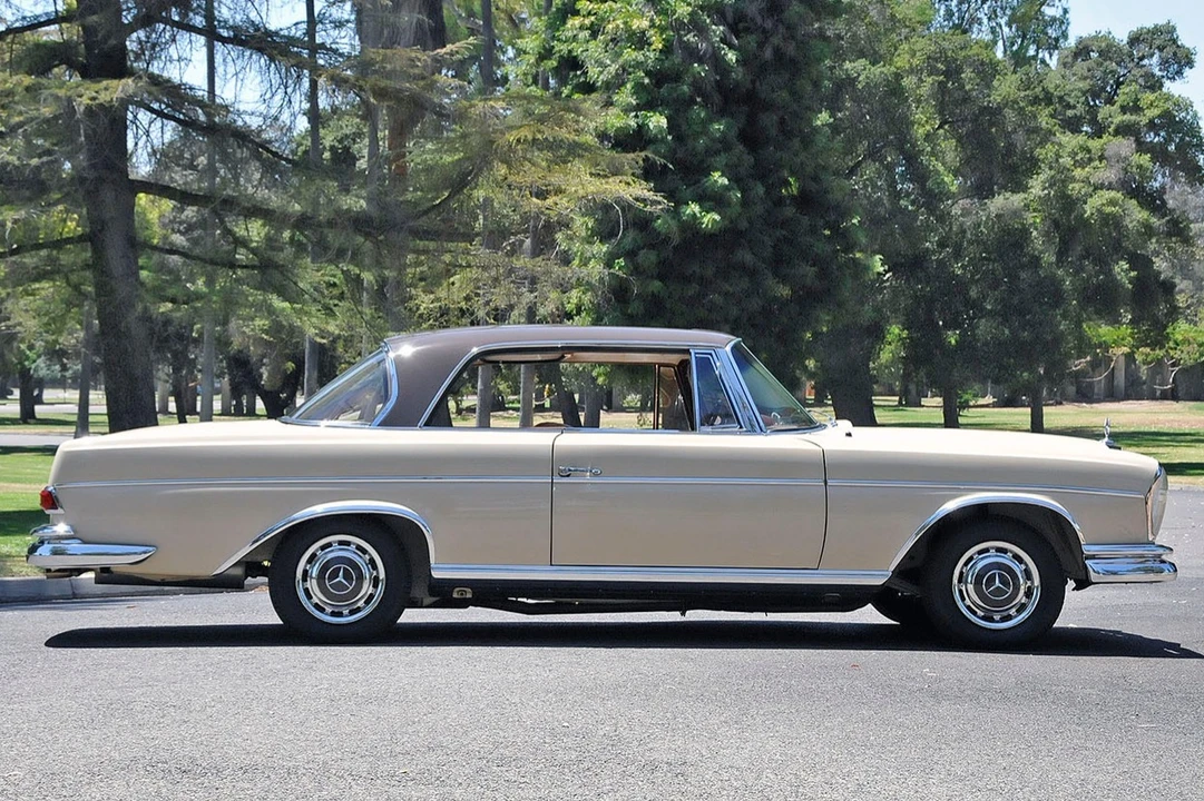 1963 Mercedes-Benz W112 - Image 16 of 31