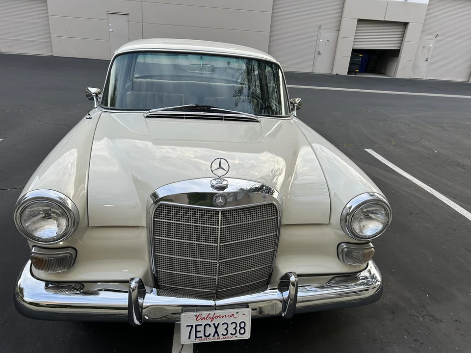 1966 Mercedes-Benz W110 - Image 9 of 31