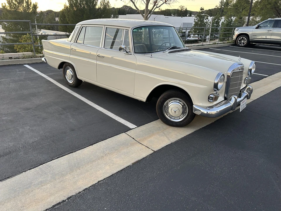 1966 Mercedes-Benz W110 - Image 2 of 31