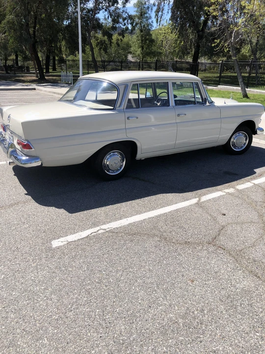 1966 Mercedes-Benz W110 - Image 26 of 31