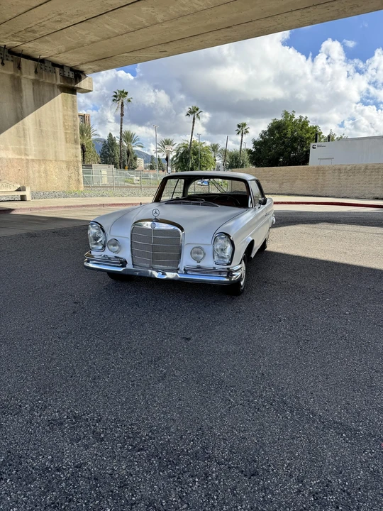 1966 Mercedes-Benz W111 Coupe - Image 4 of 31