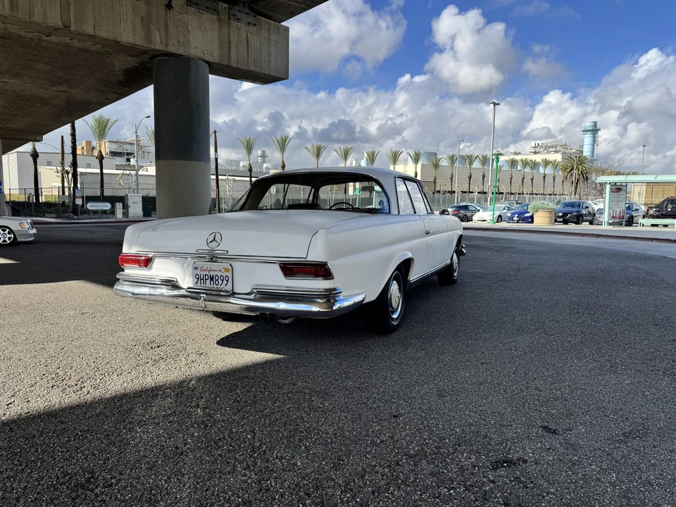 1966 Mercedes-Benz W111 Coupe - Image 11 of 31