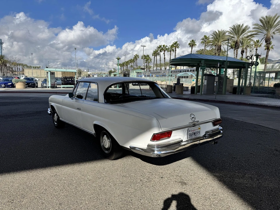 1966 Mercedes-Benz W111 Coupe - Image 13 of 31