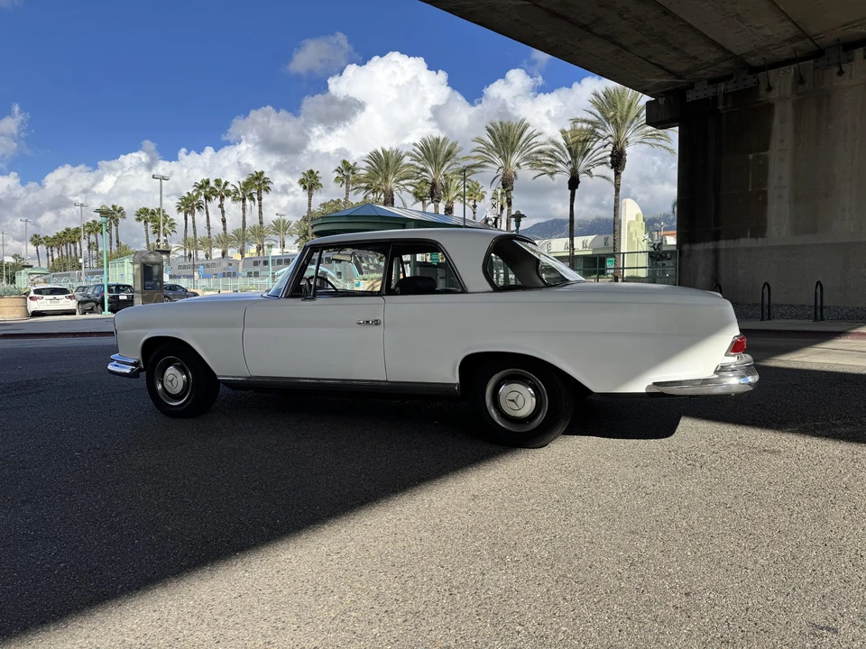 1966 Mercedes-Benz W111 Coupe - Image 15 of 31