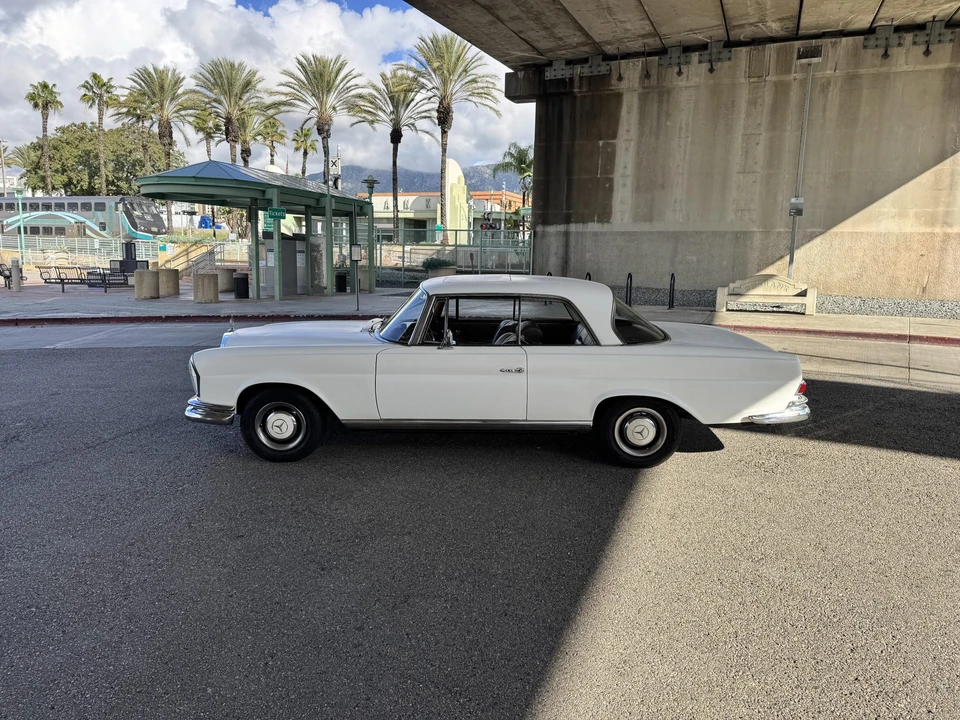 1966 Mercedes-Benz W111 Coupe - Image 17 of 31