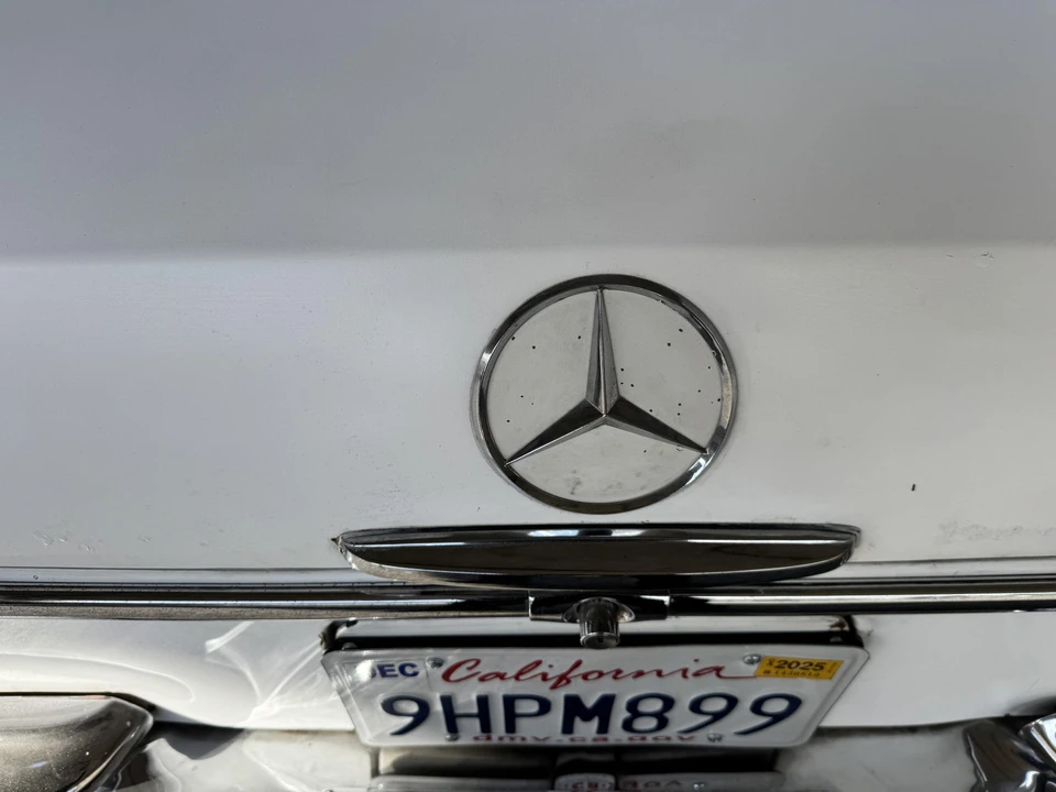 1966 Mercedes-Benz W111 Coupe - Image 30 of 31