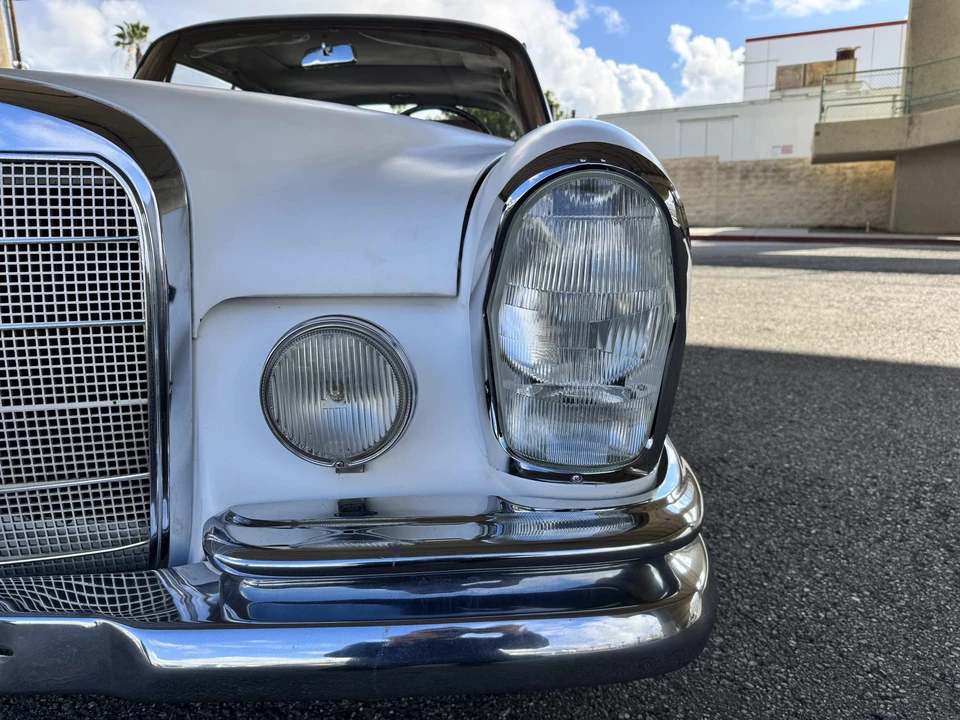 1966 Mercedes-Benz W111 Coupe - Image 26 of 31