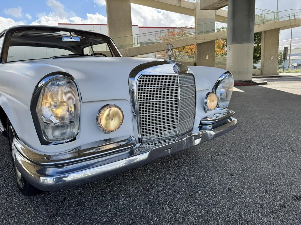 1966 Mercedes-Benz W111 Coupe - Image 22 of 31
